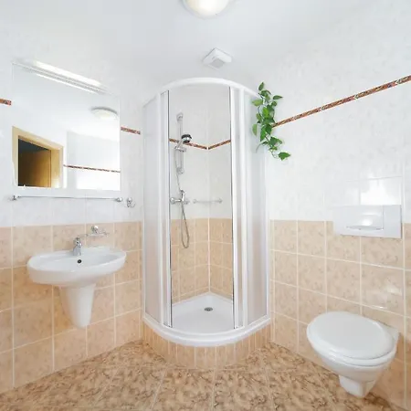 Anna بيت ضيافة Špindlerŭv Mlýn